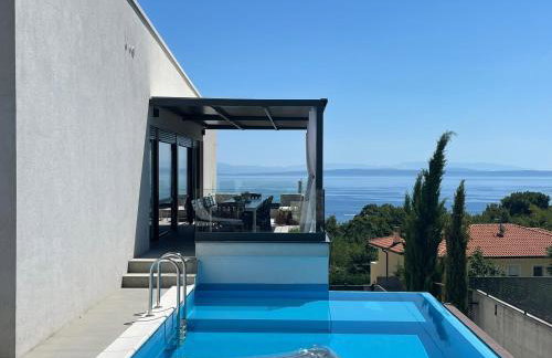 Villa Loqua, Seaview & Private Pool - Photo 1