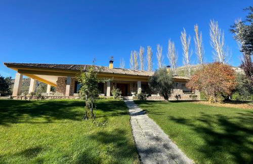 Casa Fuentes de Ledina - Photo 1