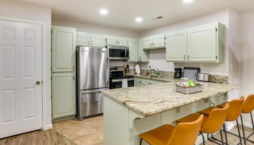 Modern Condo in St Georges Sports Village - Foto 2