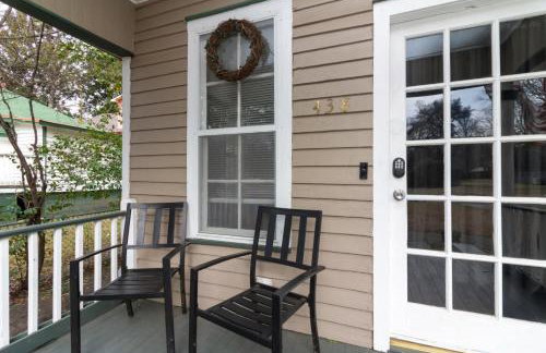 The Broadway Bungalow Walk to Riverwalk Dining! - Foto 44