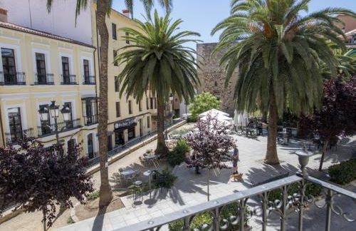 Elegante Apartamento para 5 en el centro de Cáceres con wifi - Foto 9