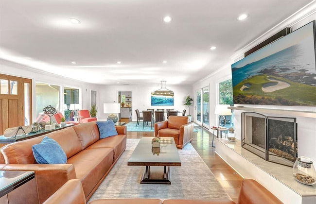 Pebble Beach Barking Seals - 5min Walk to the Beach! - Photo 14