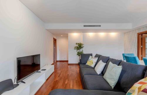 Modern 2 bedroom apt 20 min from city center - Foto 4