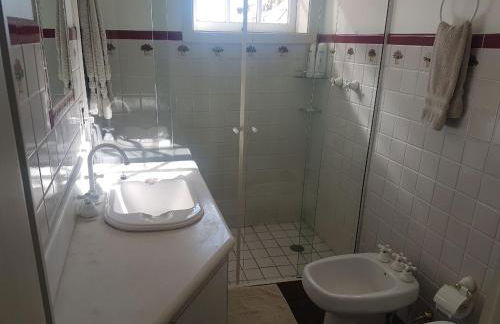 Belíssima COBERTURA no Condomínio Switzerland, o conforto que toda família merece - Foto 24