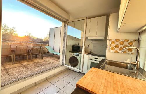 BnGo I Immense RoofTop Lyon I 2 chambres, 4 places parkings, 2 immenses terrasses, 8 personnes - Photo 34