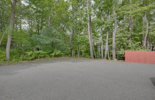 Beautiful Falmouth Condo with Patio Near Portland! - Foto 29