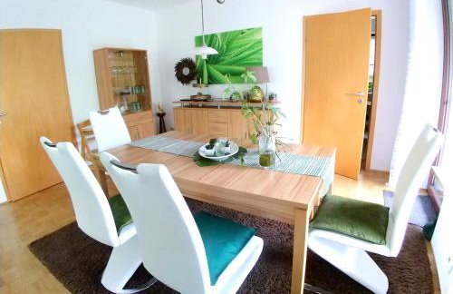 Moderne große Wohnung in herrlichem Naturgrundstück - Foto 9