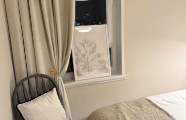 West Greenwich Modern Apartment - Foto 16