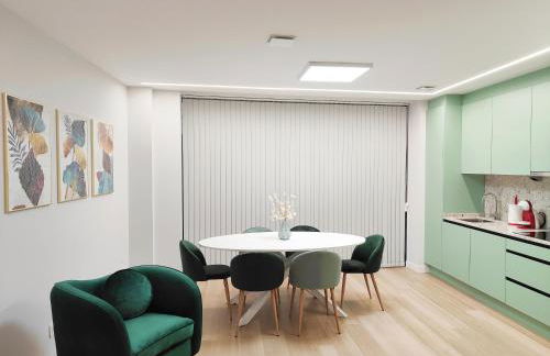 ELEGANCIA Y MODERNIDAD EN PLENO CENTRO - Foto 2