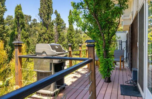 Hilltop Designer Midcentury Modern 4BR Pool HotTub - Foto 24