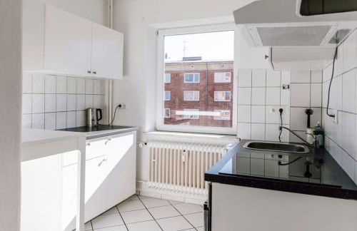 Komplett neu: 2-Zi zentral im Altbau. 24h-Checkin - Foto 16