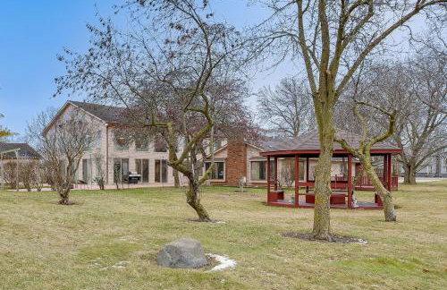 Woodburn Group Getaway Endless On-Site Fun! - Foto 38