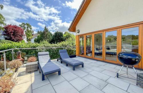 Highview House, Llandevaud - Foto 27