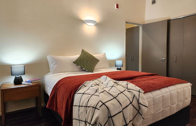 U Suites on Egmont - Photo 9