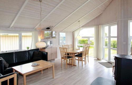 4 person holiday home in Gelting - Foto 7