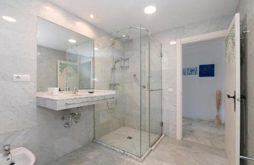 Preciosa Casa con Jardin y Piscina Privada en el Puerto de santaMaria - Photo 43