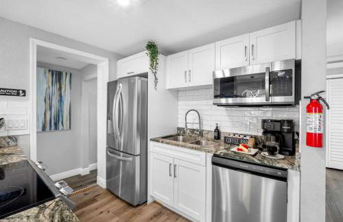 Family-Friendly Tampa Home with Heated Pool - Foto 11