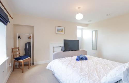 Seaview at The Doocot - Photo 25