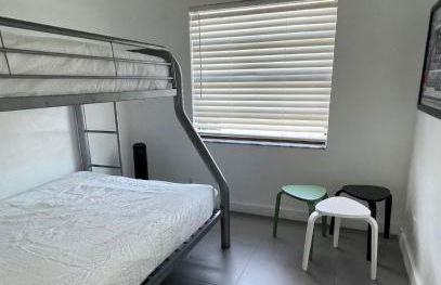 Stylish Pool Home - Photo 18