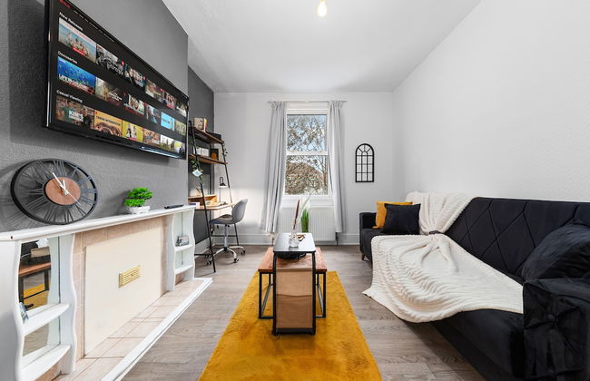 Elegant 1 Bdr Flat in Goodmayes w Free Parking - Foto 1