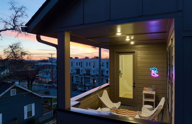 The Stage by Avantstay Chic 4bdr w Covered Balcony Modern Newly Built - Photo 38