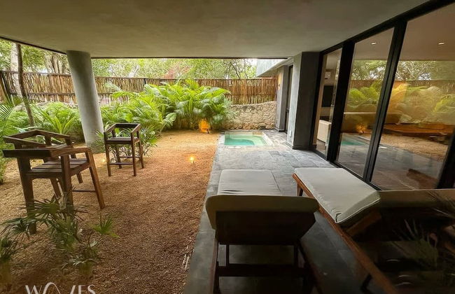 2BR w Private Pool Near the Beach Spacious Stay - Photo 10