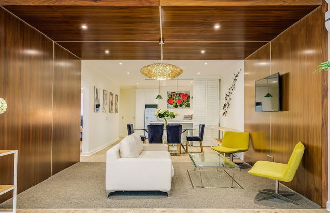 Contemporary Apartment Close to the Radisson Majolica - Photo 13