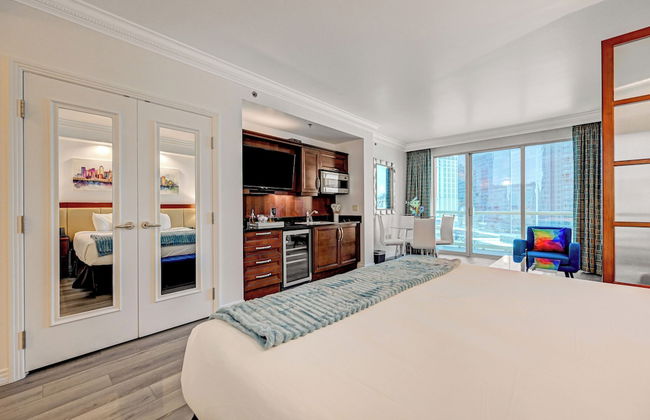 Lucky Gem Penthouse Suites at Signature - Foto 17