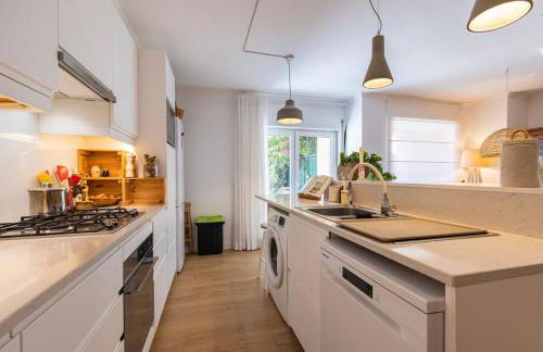 Family Home Near the Beach - Foto 28