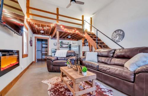 The Den at J-Barn - Secluded Retreat - Foto 5