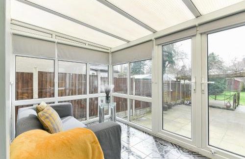 Fabulous 3 Bedroom House Near Black Country Museum Contractors & families - Foto 17