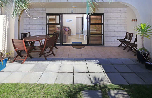 Onetangi Beach Apartments - Photo 4