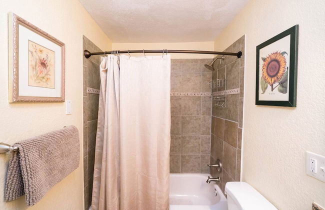 Artisan Victorian Spacious Backyard Great Location - Foto 4