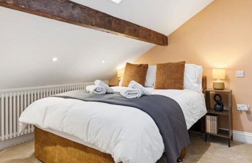 Modern 5B House - Ideal for Contractors & Families - Photo 2