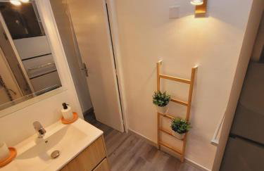 Appart cocooning proche centre avec Parking, climatisation - Foto 18