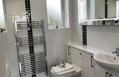 Mumbles - House - Seaside - Sleeps11 - PetFriendly - Foto 24