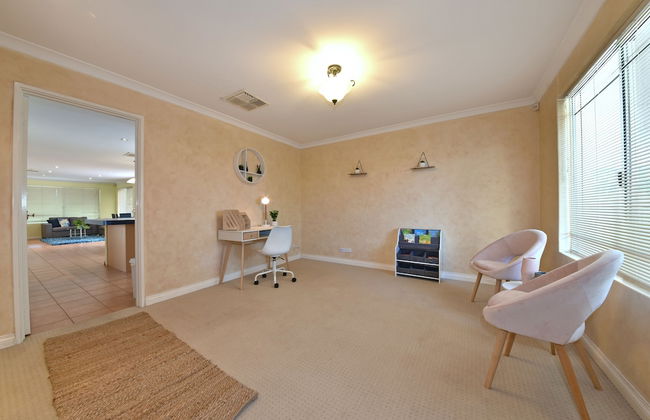 Redcliff Home Close to City & Airport - Foto 17