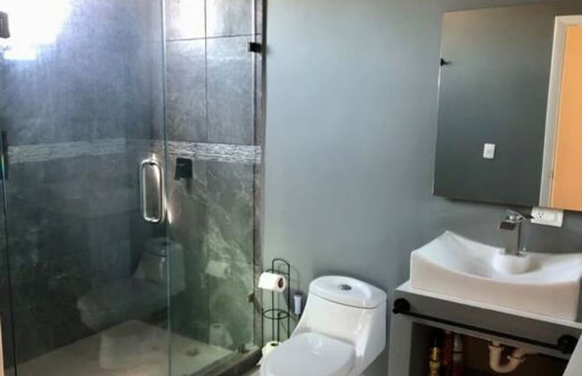 Charming House With Beautiful City View - Foto 11