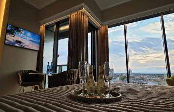 Golden Horizon Hanza Tower - SPA & Sky View - Foto 28