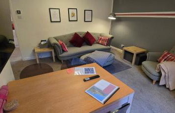 Rhubarb Retreat - Stylish House, Sleeps 5, 10 mins to Durham City & Parking & Garden - Foto 4