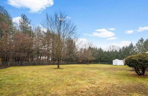 Premium Private Suite with Parking and Workspace - Foto 28