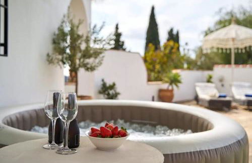 Casa Rural Boas, con vistas impresionantes, Barbacoa en Cómpeta by CostaDelSolEscapes - Foto 2