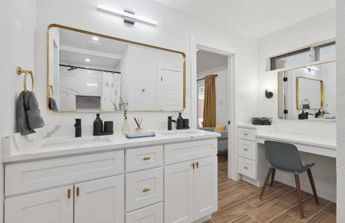 Best of Desoto 4BR, 3BA with Pool, HotTub, Cinema - Foto 27