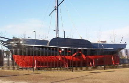 RIVER CLYDE VIEWS - PRIVATE & SPACIOUS APARTMENT - Photo 53