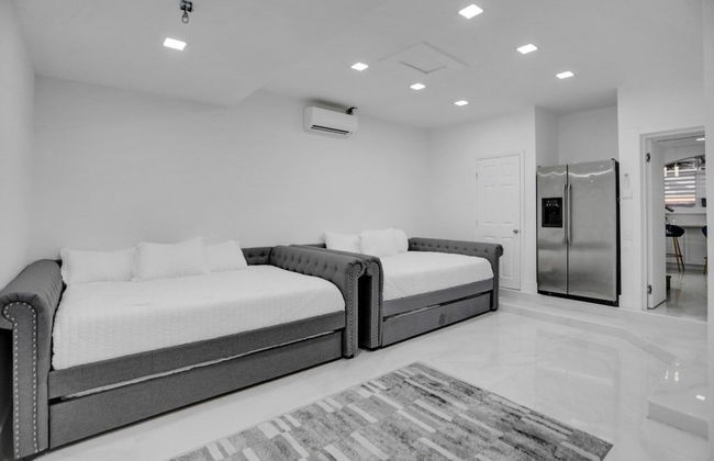 4 Br Designer Home Next To Shul And Community Pool 4 Bedroom Villa - Foto 37