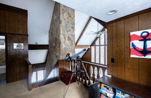 5BR, 9 Beds Sleeps 14 Game Room, Pool Access - Foto 21