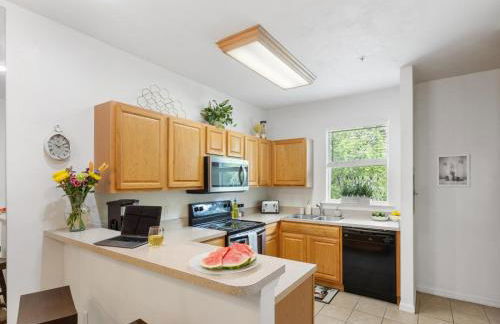 Convenient & Inviting - Fully-Equipped 2BD Condo - Foto 21