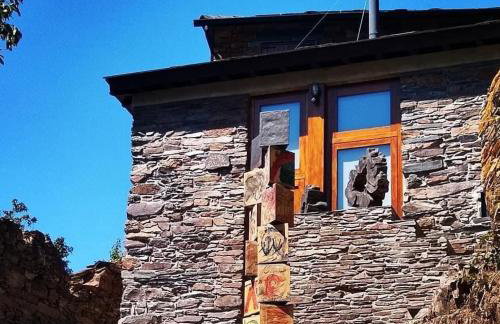 Casa da Ribeira- Riverside Retreat by Paiva River Beach - Photo 13