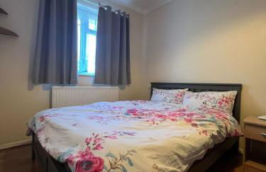 Spacious 4 bed Farnborough AirShow - Foto 22