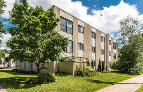 Modern, Rustic 2 Bed 1 bath 6 blocks from Mayo - Foto 15